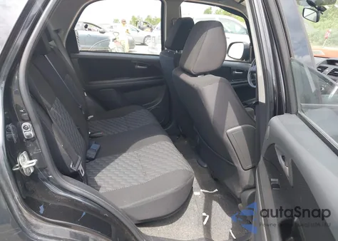 2009 Suzuki Sx4 Technology z USA, uszkodzony, nr VIN JS2YB413296204523